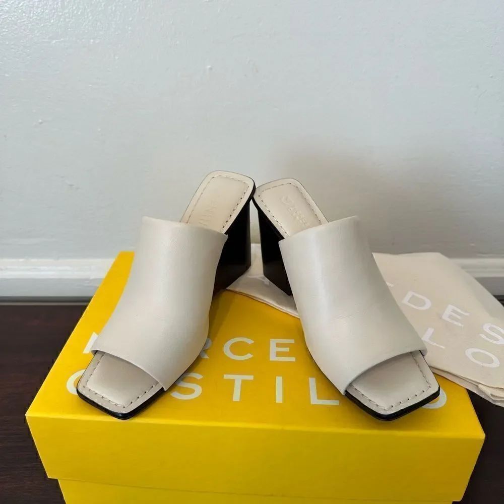 Mercedes Castillo Women’s Leather Upper& Lining Ivory Wedge Heel Sandal Sz 6,5 — image 6 of 8